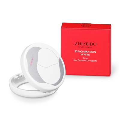 SHISEIDO メーキャップ 【医薬部外品】 シンクロスキン ホワイト クッシ NEW SHISEIDO Makeup 資生堂 メーキャップ シンクロスキン セルフリフレッシング ファンデーション 全12色　30ｇ　 SPF35・PA++++ リキッドファンデーション Self Refreshing Foundation リニューアル（2024⁄09⁄01) |