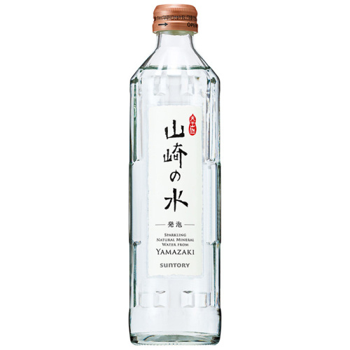 サントリー「山崎の水 発泡（Sparkling Natural Mineral Water from YAMAZAKI）」透明なガラス瓶入りの炭酸水