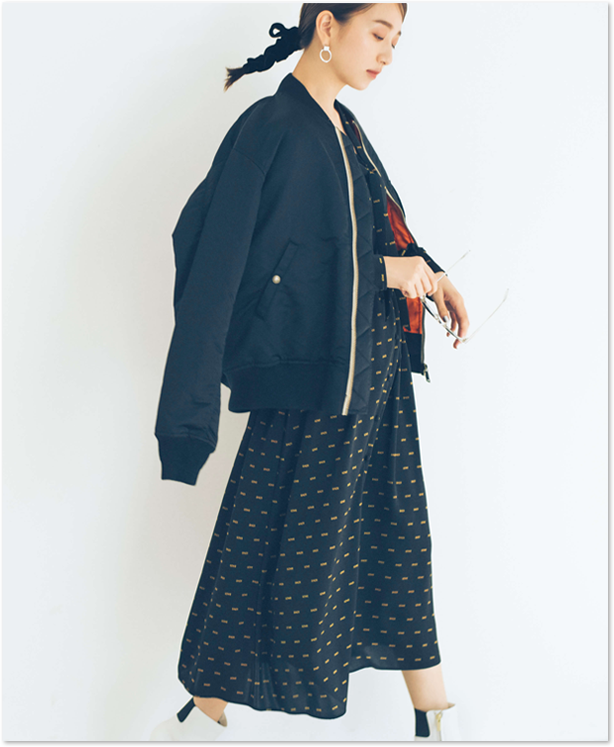 ロゴ刺繍ボンバージャケット（CHRISTIAN DADA） LOVEプリントドレス（CHRISTIAN DADA）