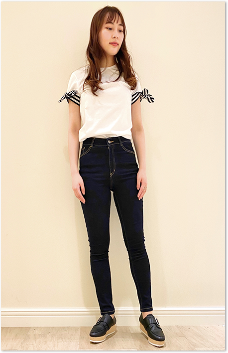 RIBBON TEE　18,700円