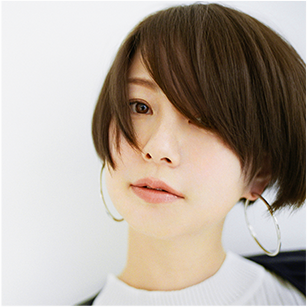 Lobby For Women Vol 21 田中美保さん 主役のスカートをmixマッチでシンプルに着こなす レディースファッション 阪急百貨店公式通販 Hankyu Fashion Lobby For Women Vol 21 田中美保さん 主役のスカートをmixマッチでシンプルに着こなす レディースファッション 阪急百貨店公式通販 Hankyu Fashion