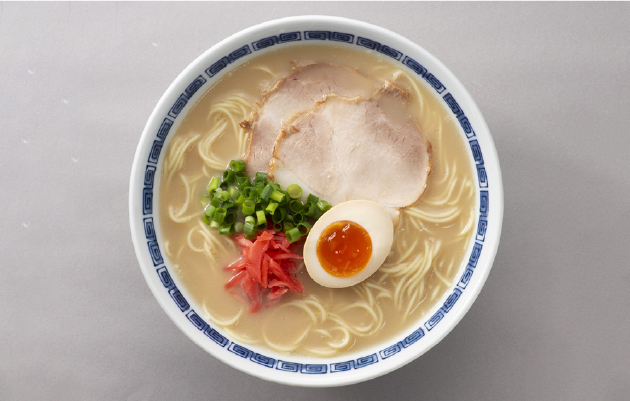 あっさりとしていながら旨みのある豚骨スープ
「九州丸一食品」
博多一杯 あっさり屋台ラーメン