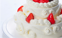 生クリームデコレーションケーキ