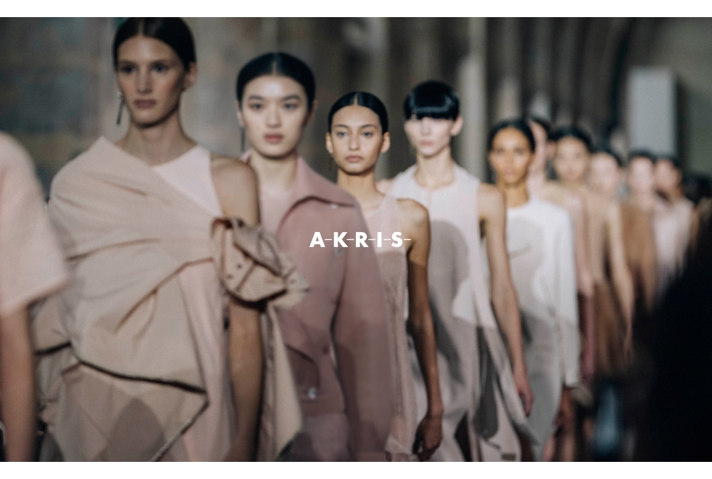 AKRIS