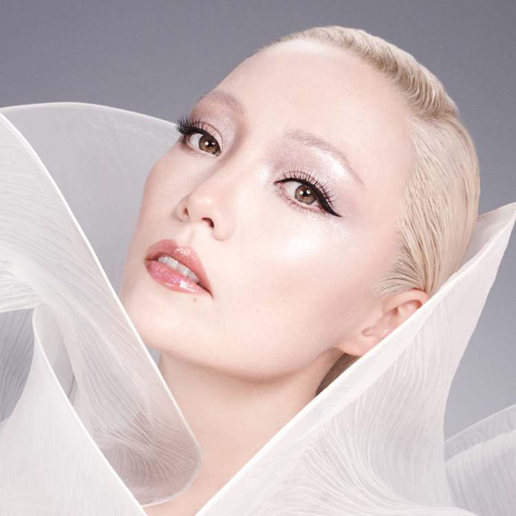 ナーズ｜コスメ・デパコス｜阪急百貨店公式化粧品通販 HANKYU BEAUTY