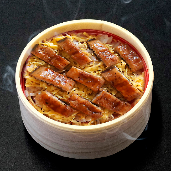 浜名湖産のうなぎをふんだんに