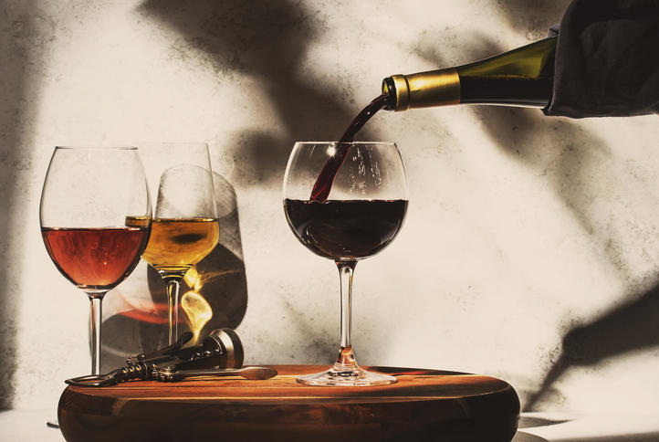ワインの種類をソムリエが徹底解説！味わいや製法の違いを知ろう