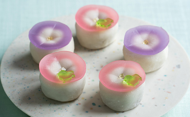 阪急うめだ本店受取
季節の上生菓子特集