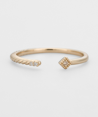 K10YGダイヤモンドリング