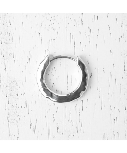 e. m. フープピアス シルバー F e. m. フープピアス シルバー F