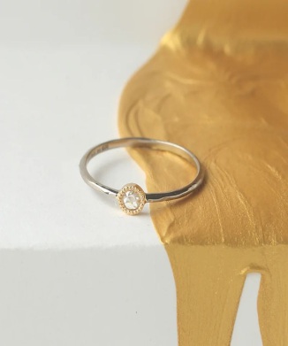 ダイヤモンドリング