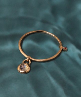 ムーンストーンリング