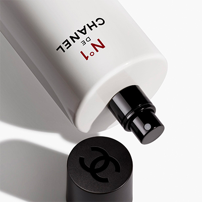 N°1 DE CHANEL SERUM-EN-BRUME CORPS REVITALISANT AU CAMELIA ROUGE