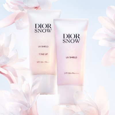 ディオール スノー UVシールド 50+(SPF50+/PA++++)(日焼け止め