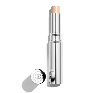 ECLAT PREMIER LE CORRECTEUR　エクラ プルミエ ル コレクトゥール