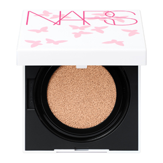 NARS ナチュラルラディアントロングウェアクッションファンデーションレフィル ナチュラルラディアント ロングウェア クッション