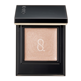 モノ ルック アイズ e