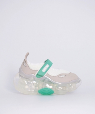 “MOOPIE MJ”スニーカー