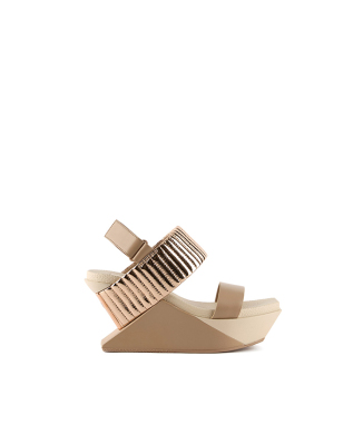 Delta Wedge Puffier