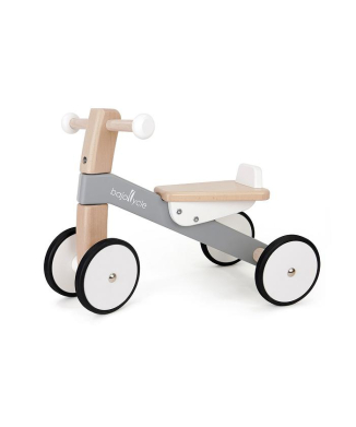 木の四輪バイク