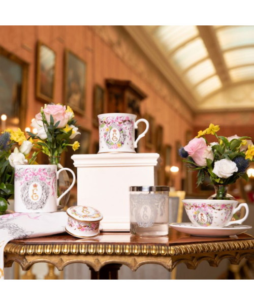 エリザベス二世女王陛下追悼商品タンカード(EE33Q008)｜阪急百貨店公式