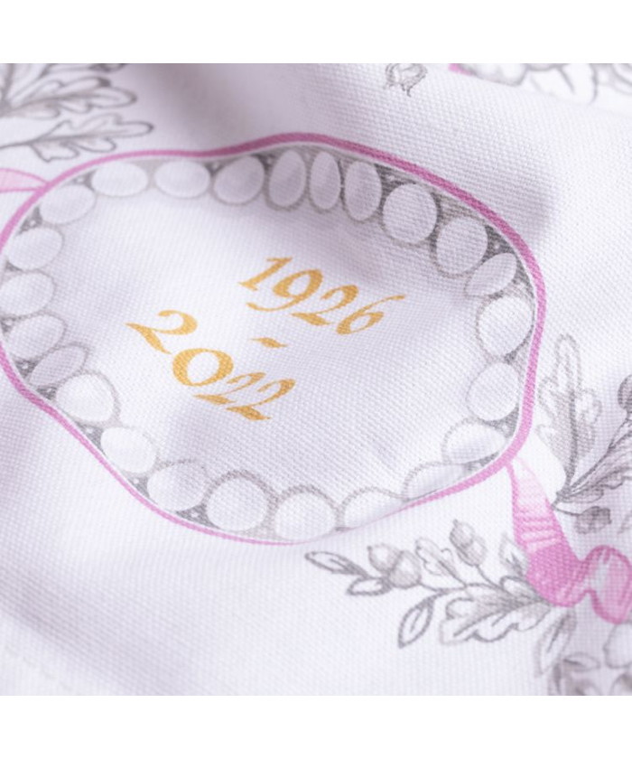 エリザベス二世女王陛下追悼商品ティータオル(EE33Q011)｜阪急百貨店