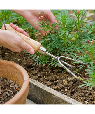 ガーデニングハンド熊手