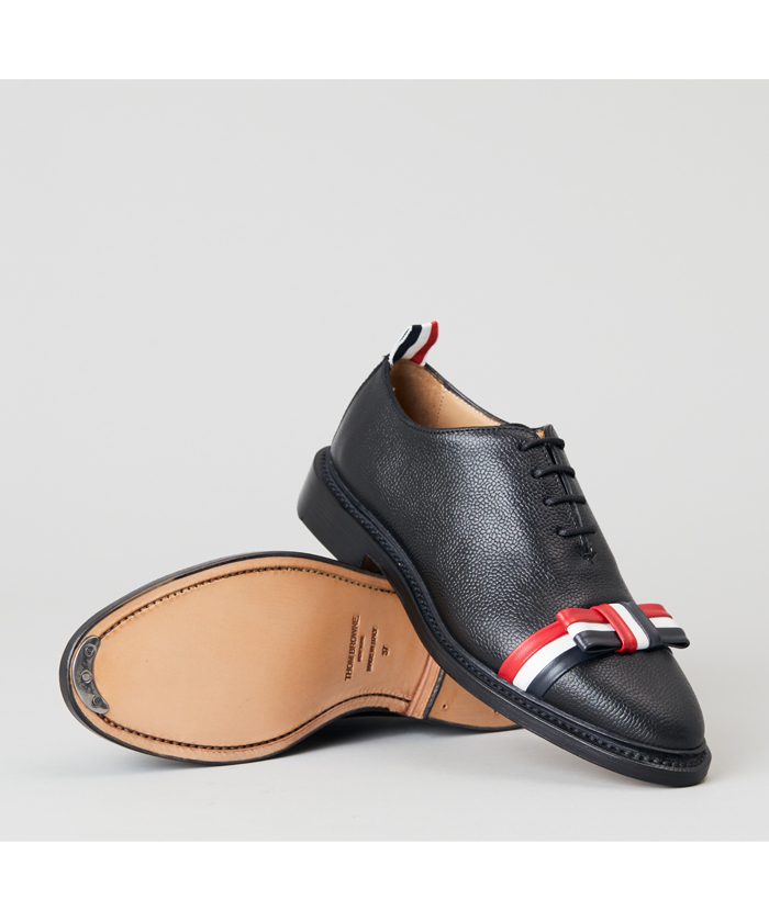 THOM BROWNE】RWBレザーボウ レザーソール ホールカット(F20NG112