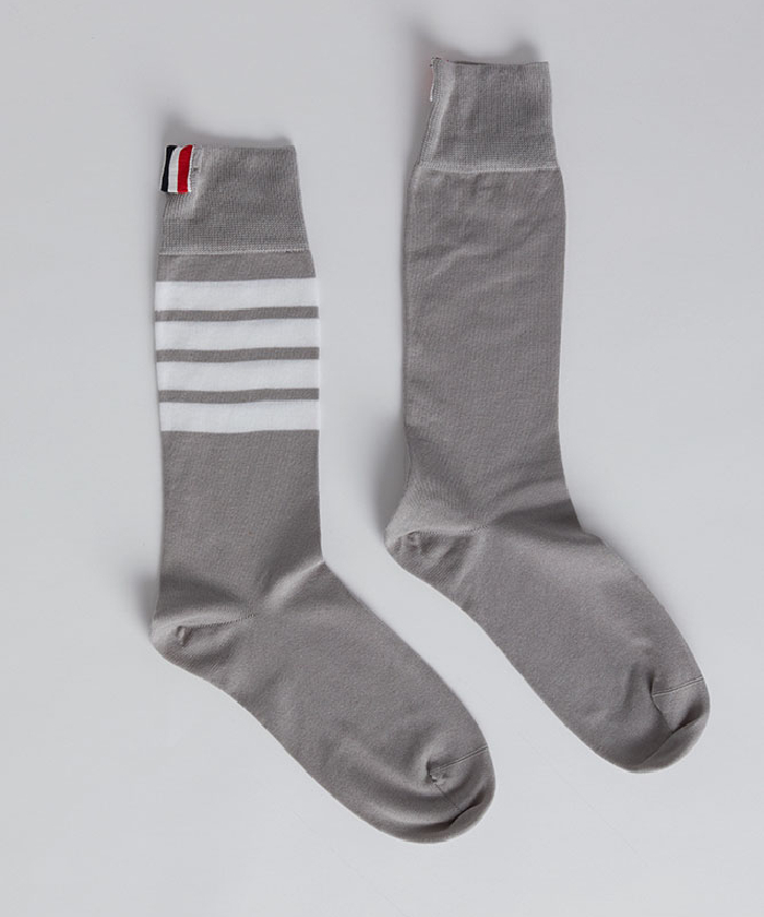 THOM BROWNE】4BAR ストライプミッドカーフソックス(F213K093 THOM BROWNE】4BAR ストライプミッドカーフソックス(F213K093