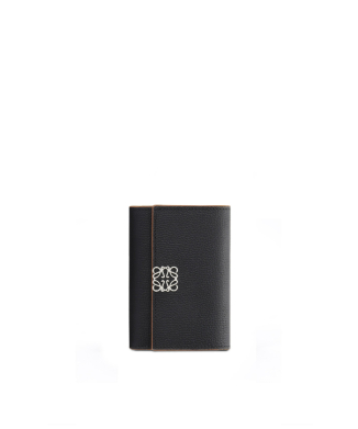ANAGRAM SMALL VERTICAL WALLET