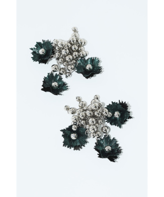 【TOGA PULLA】Flower motif earrings