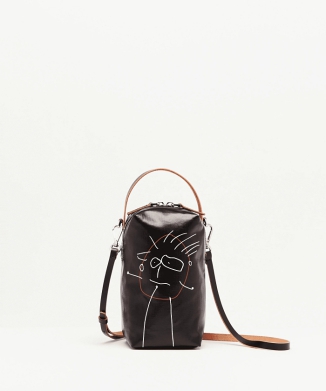 ピリアンドビアンカポーチ