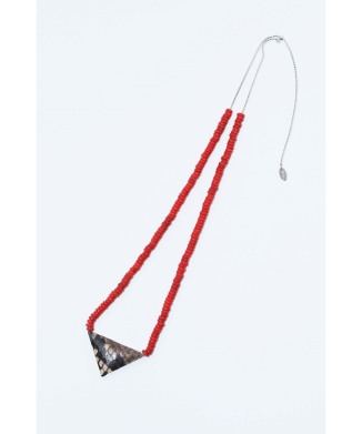 【TOGA TOO】Triangle beads necklace