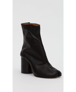 「タビ」ブーツ