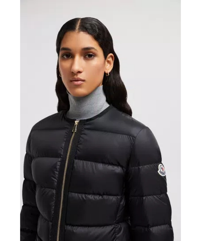 専用MONCLER LAURINE ショートダウンジャケット Laurine ショート ダウンジャケット(F249A093)｜阪急百貨店公式通販