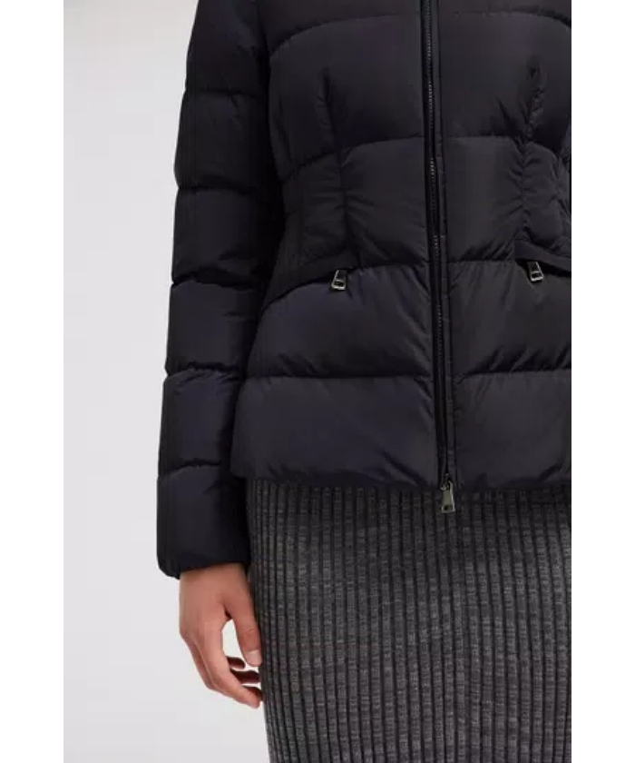 売切必至★Moncler Avoceショートダウンジャケット★New Avoce ショート ダウンジャケット(F249A096)｜阪急百貨店公式