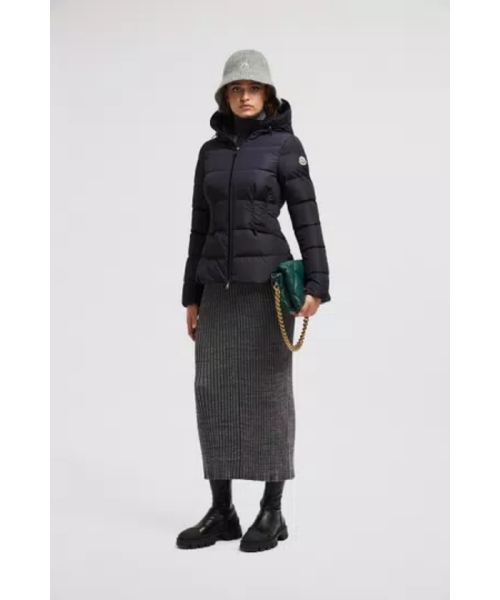 MONCLER Avoce ショート ダウンジャケット ナイトブルー 0 MONCLER Avoce ショート ダウンジャケット ナイトブルー 0