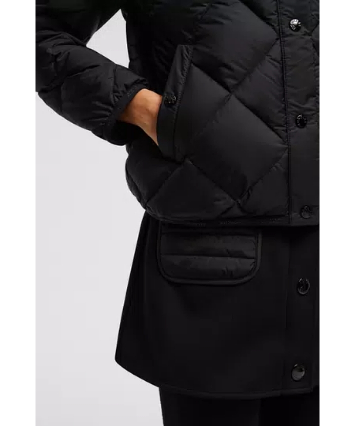 ◆国内直営◆【Moncler】ARVOUINショートダウンジャケット MONCLER＞ ARVOUIN ショート ダウンジャケット