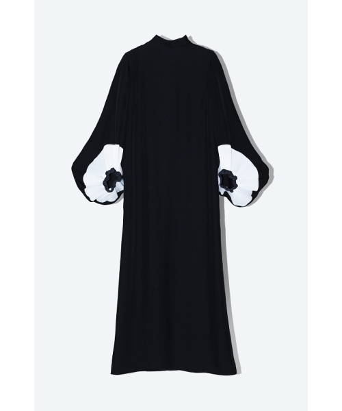 TOGA PULLA】Acetate twill pleats dress(F24DA016)｜阪急百貨店
