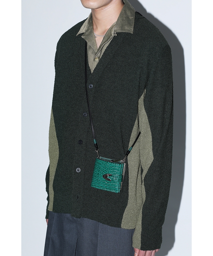 TOGA TOO】Leather shoulder wallet(F24DA091)|阪急百貨店公式 TOGA TOO】Leather shoulder wallet(F24DA091)|阪急百貨店公式