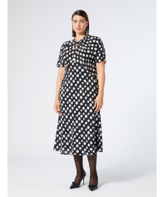 シルククレープデシンドレス
