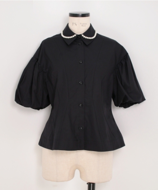 CROPPED RUFFLE PUFF SLEEVE SHIRT W/ EMB