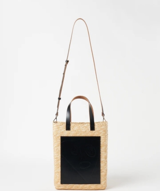 ピリアンドビアンカバーティカルフィレンツェストローバッグ