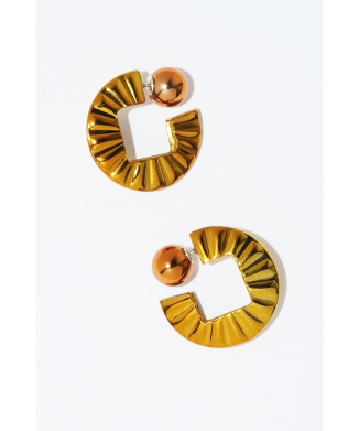 【TOGA TOO】Concho hoop pierced earrings