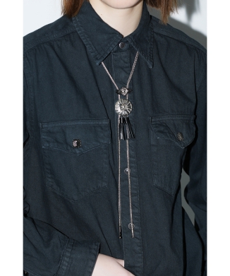 【TOGA TOO】Metal loop tie