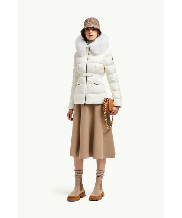 MONCLER☆BOED ロゴパッチ ショート丈 ダウンジャケット IVORY Boed ショートダウンジャケット(F257A014)｜阪急百貨店公式通販