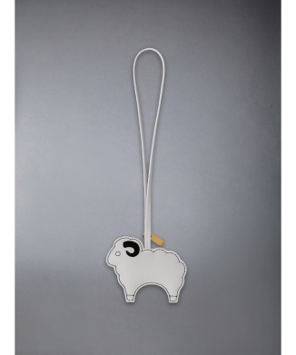 SHEEP PUFFY CHARM IN PEBBLE GRAIN LEATHER