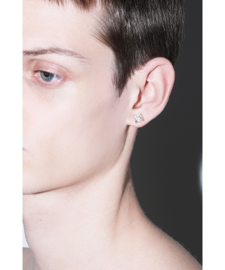 【TOGA TOO】Metal pierced earring SILVER