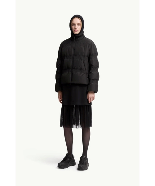 MONCLER Ravignan ショートダウンジャケット ブラック 2 MONCLER Ravignan ショートダウンジャケット ブラック 2