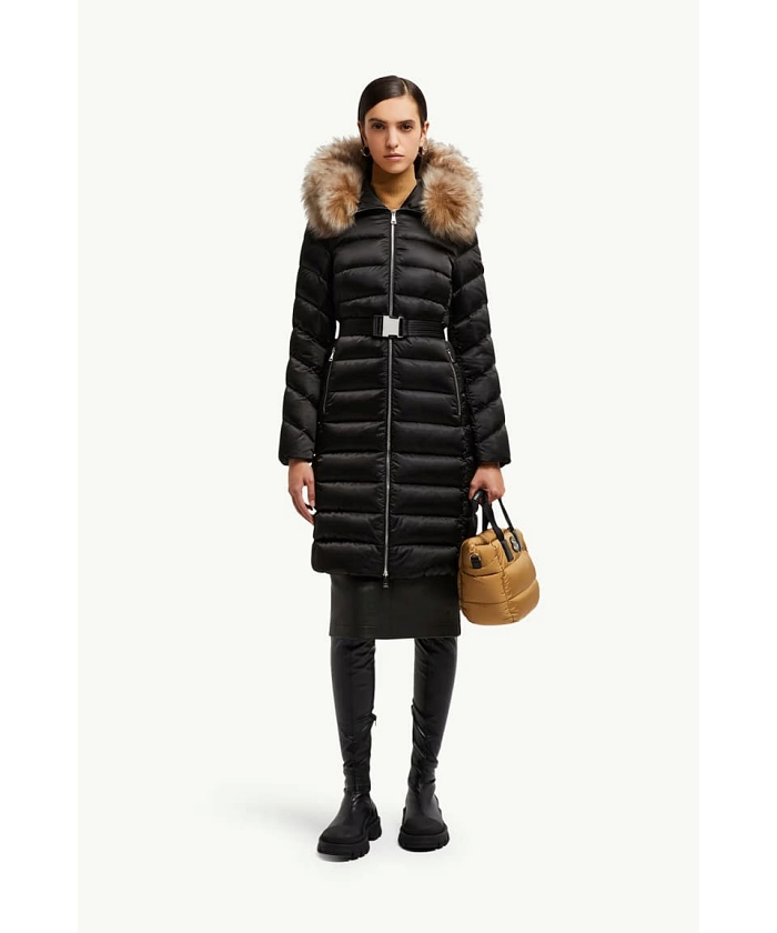 MONCLER Leersieロングダウンジャケット MONCLER】Leersieロングダウンジャケット ロゴ フード ファー